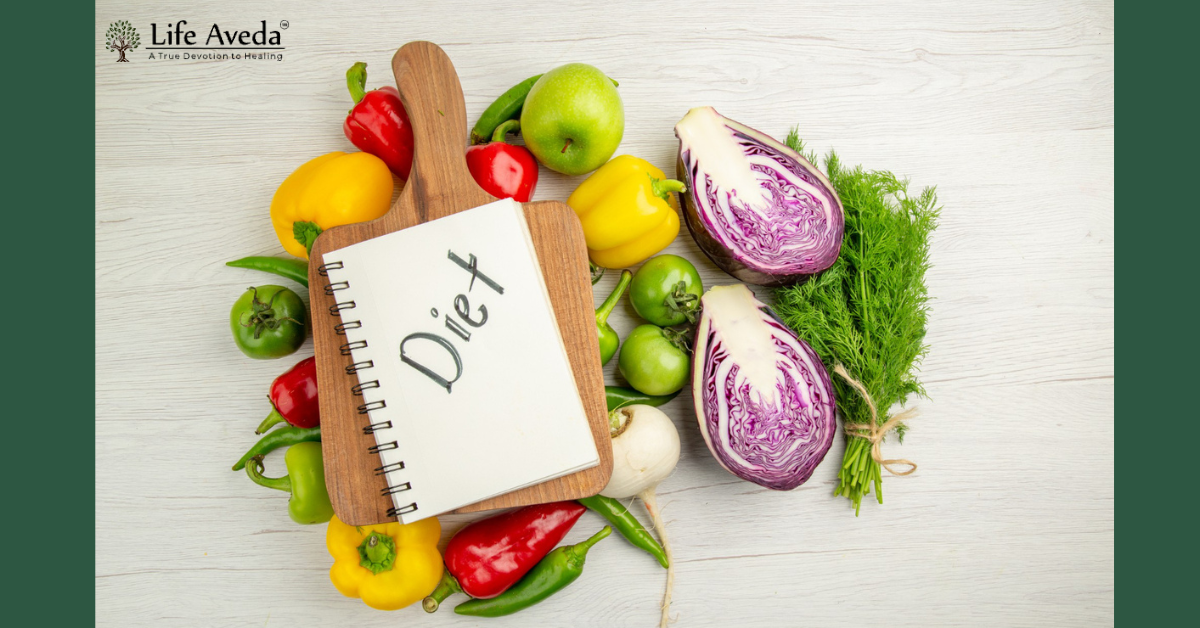 PCOS Diet Plan: What to Eat & Avoid to Control Symptoms Naturally
